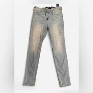 Hollister Women's High waisted Jean Leggings Light faded  Blue